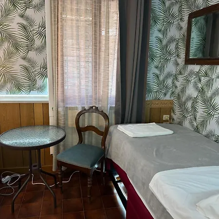 Ritz Lionsclass Konukevi Venedik