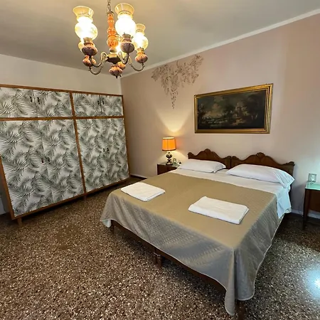 Ritz Lionsclass * Venedik