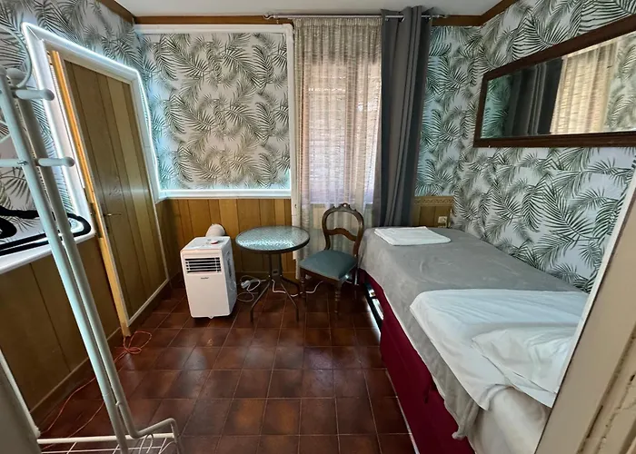 招待所 Ritz Lionsclass *