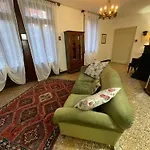 Ritz Lionsclass Vendégház *
