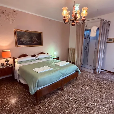 Vendégház Ritz Lionsclass *